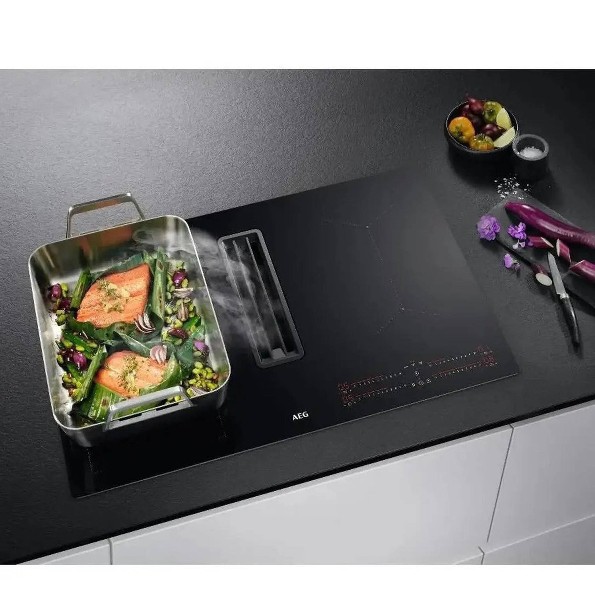 AEG CCE84543CB - Inductie kookplaat - Ingebouwde afzuiging